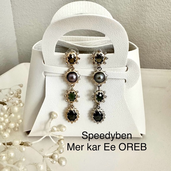 ALEXIS BITTAR Georgian Linear Drop Post Earrings - Picture 3 of 13